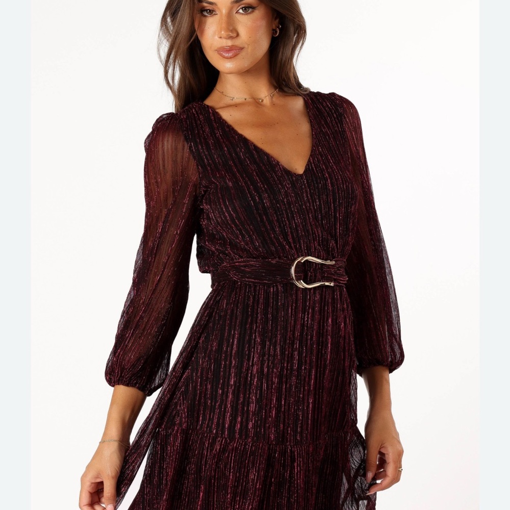 Petal & pup Long Sleeve shimmering Burgundy Dress